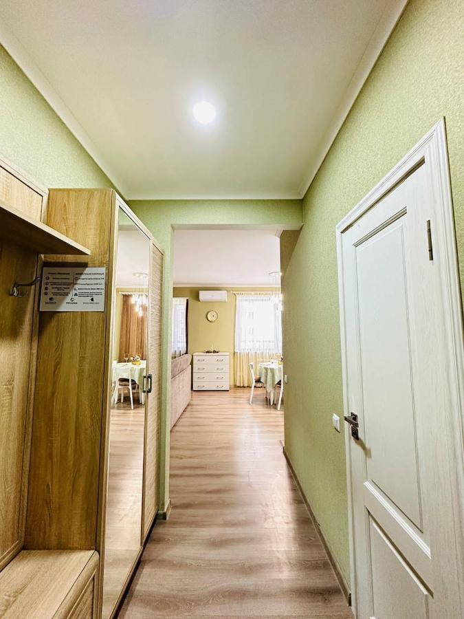 Ferienwohnung Central Park In The City Center Almaty Exterior foto